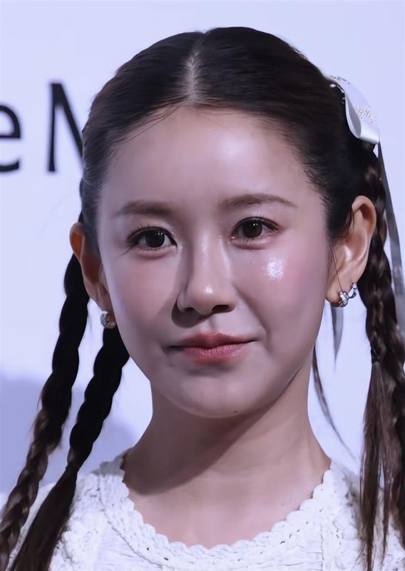  拒绝少女感：为何中年女星试图通过“装嫩”来拯救自我？ 娱乐新闻