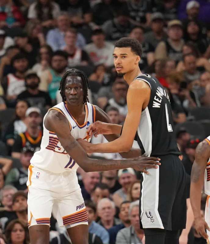  从NBA边缘人到菲律宾之王的逆袭人生：波尔-波尔告诉我们的事 体育新闻 从NBA边缘人到菲律宾之王的逆袭人生：波尔-波尔告诉我们的事 体育新闻