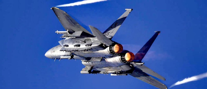  技术视角复盘：F-15E飞行员72小时山地生存行动的全流程解析 新闻